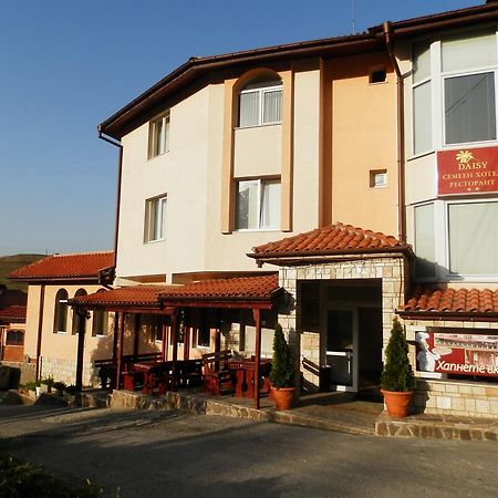 Family Hotel Daisy Borino Екстер'єр фото